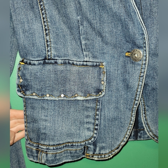 Tommy Hilfiger Vintage Denim Jacket. Size M - Picture 6 of 7